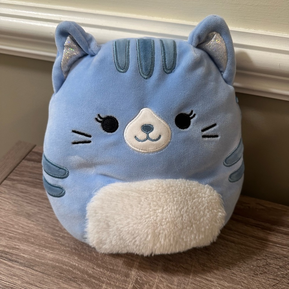 Squishmallows Corinna Kitty Cat Plush Claires 8” KellyToy Pale Blue